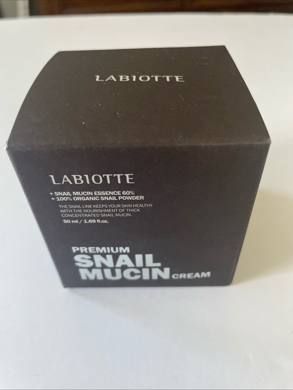 Labiotte Premium Snail Mucin Cream - Black Jar